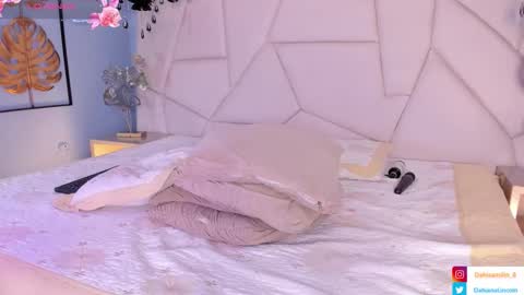 Dahiana Lincoln online show from March 19, 1:21 am