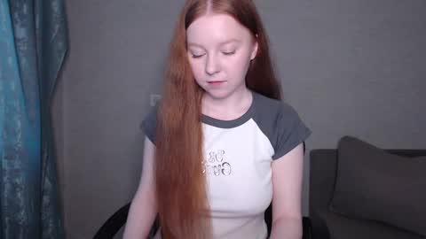 Snapshot of _damnbaby chatting on December 3, 7:30 am _damnbaby online show from December 3, 7:30 am