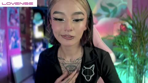 Snapshot of _darkkitty_ chatting on December 30, 3:47 am paula online show from December 30, 3:47 am