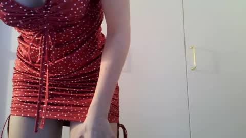 Snapshot of _domnatermsi chatting on February 5, 5:53 pm _domnatermsi online show from February 5, 5:53 pm