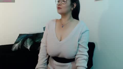 Dannia online show from April 15, 12:00 am