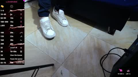 Eimy online show from February 1, 11:10 am