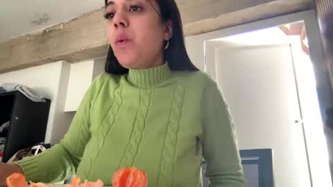  elena barra online show from April 8, 10:39 am