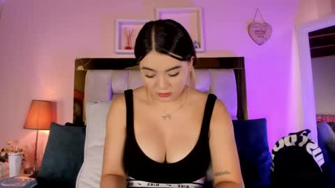 Isabella online show from April 27, 12:13 pm