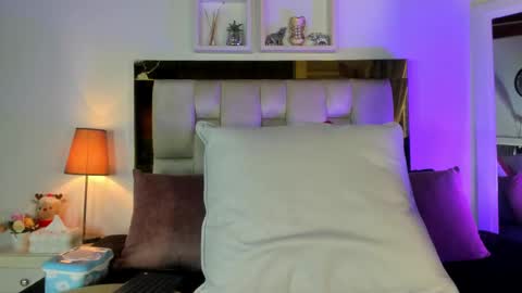 Isabella online show from January 15, 12:11 pm