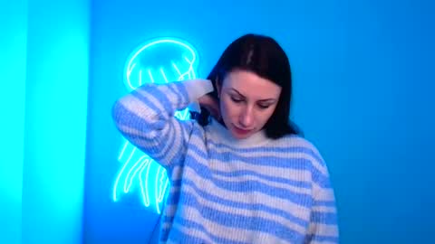 Snapshot of _emma_lay chatting on December 26, 7:13 am Emma online show from December 26, 7:13 am