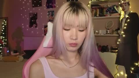 EveEva online show from February 11, 4:03 am