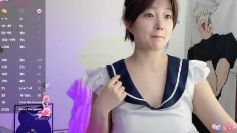 Flipped online show from April 25, 11:24 pm