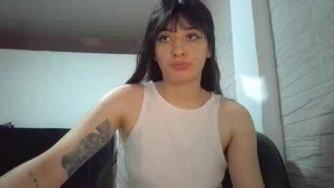 Mia-foster online show from December 20, 5:06 pm