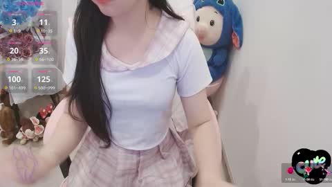 Snapshot of _girlcute_ chatting on October 10, 11:09 pm Anna online show from October 10, 11:09 pm
