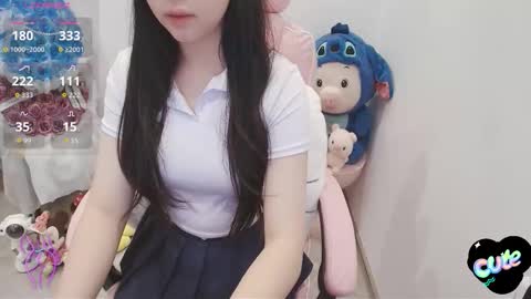 Snapshot of _girlcute_ chatting on September 29, 5:51 pm Anna online show from September 29, 5:51 pm