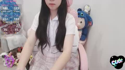 Snapshot of _girlcute_ chatting on September 28, 5:51 pm Anna online show from September 28, 5:51 pm
