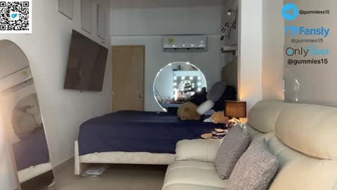 sara online show from February 25, 1:59 am