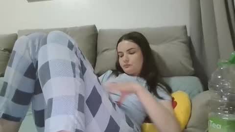 Criss4u online show from April 18, 7:07 pm