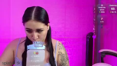 Snapshot of _hooly chatting on January 30, 2:47 pm CATALINA G online show from January 30, 2:47 pm
