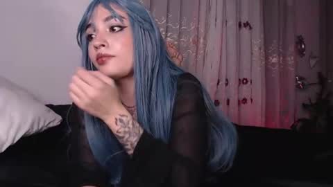 Jenn  online show from June 9, 1:38 am