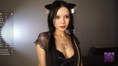 you Mia online show from August 1, 4:09 pm