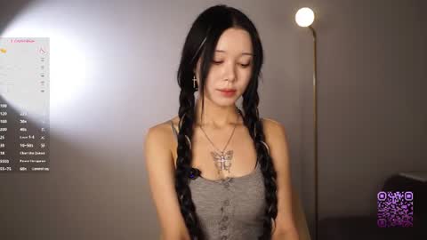 you Mia online show from July 25, 5:09 pm