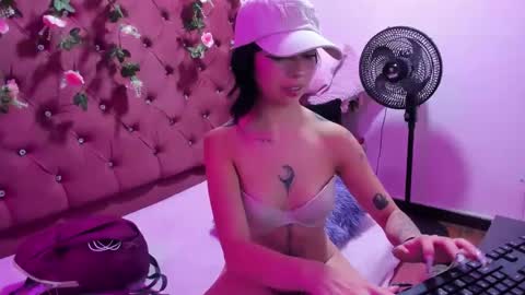  Ivy Luna online show from April 23, 7:16 pm