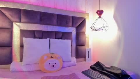 Snapshot of _jessy_moon_ chatting on December 26, 8:53 pm ... online show from December 26, 8:53 pm