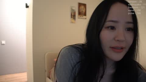 Snapshot of _jikey_ chatting on December 13, 6:16 pm Jaki online show from December 13, 6:16 pm