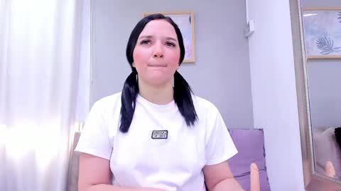    online show from April 27, 7:33 pm