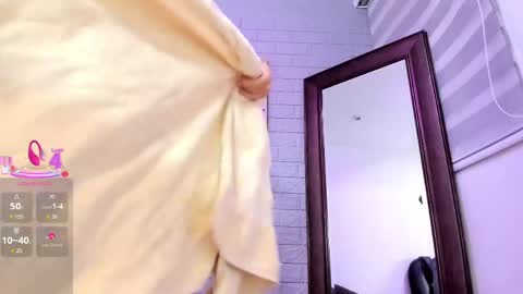    online show from April 17, 10:01 pm