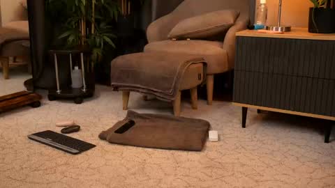 FANSLY ---   anal in private 700 tokens online show from April 25, 7:22 pm