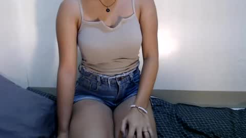 _khiaxxx online show from July 26, 1:19 pm