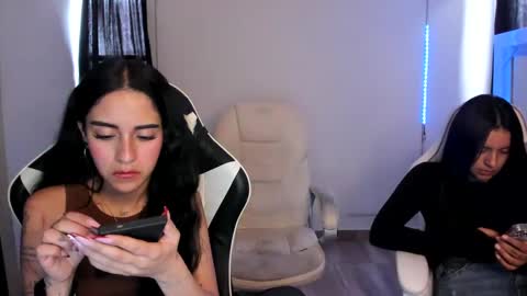 Snapshot of _khloe_sweet chatting on February 18, 8:47 pm khloe sweet online show from February 18, 8:47 pm