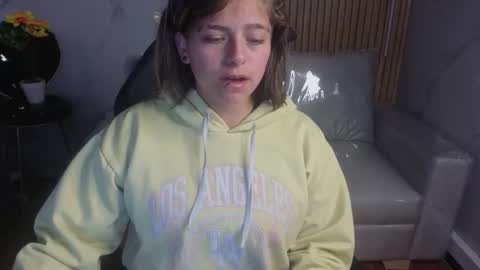 _kitten_1 online show from March 4, 3:35 am