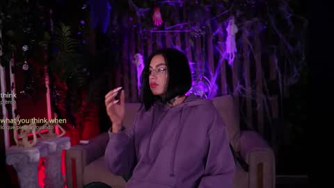 Snapshot of _kleo_ chatting on October 14, 2:47 am online show from October 14, 2:47 am