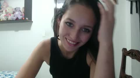 Lauren 3 online show from December 19, 6:27 am