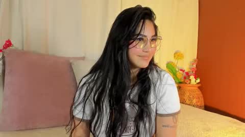 Ivy 3 online show from November 11, 7:22 pm