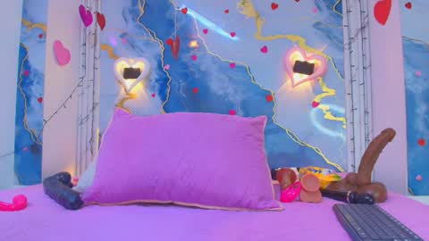 Lorrayne online show from February 24, 12:15 pm