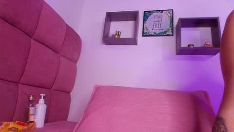 Lorrayne online show from March 3, 11:47 am