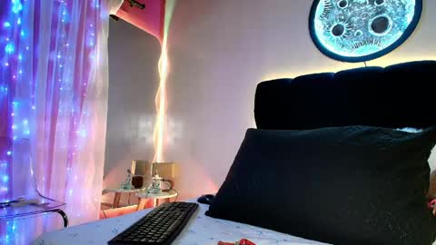 Lorrayne online show from April 28, 12:20 pm