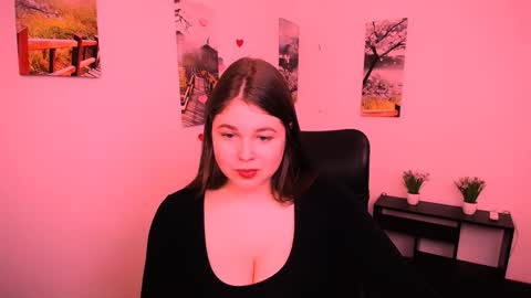 Snapshot of _lovely_mary chatting on September 25, 8:46 am Mary online show from September 25, 8:46 am