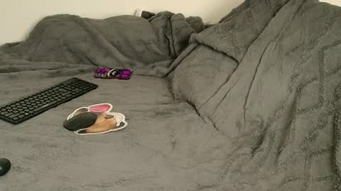Lullaby online show from June 5, 11:49 am