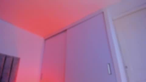    online show from December 17, 11:03 am