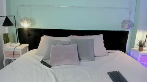 Snapshot of _maccaa_ chatting on September 15, 7:32 pm _maccaa_ online show from September 15, 7:32 pm