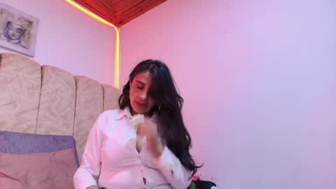 _marcela__ online show from April 25, 1:41 pm