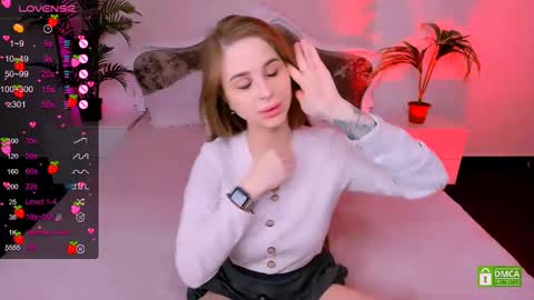 Snapshot of _mari_clark chatting on March 4, 11:00 pm Eva online show from March 4, 11:00 pm