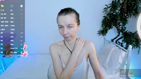 Scarlett online show from April 23, 2:30 pm