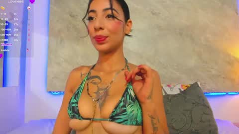 Maria online show from May 22, 5:44 pm