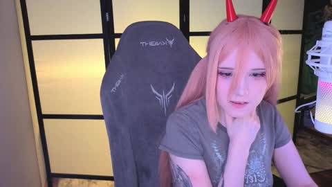 Mariko online show from April 24, 3:37 pm