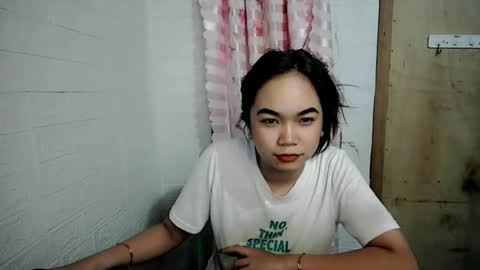 _maureen_ online show from March 14, 6:36 am