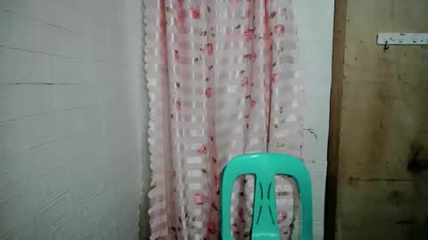 _maureen_ online show from March 3, 5:13 am