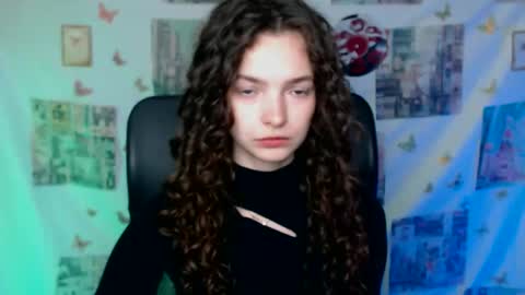 Susie online show from April 29, 12:30 pm