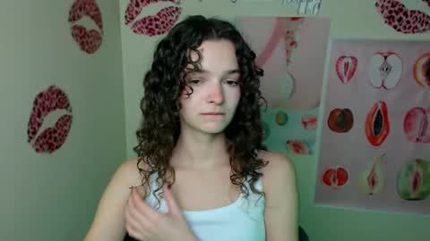 Susie online show from December 4, 1:24 pm